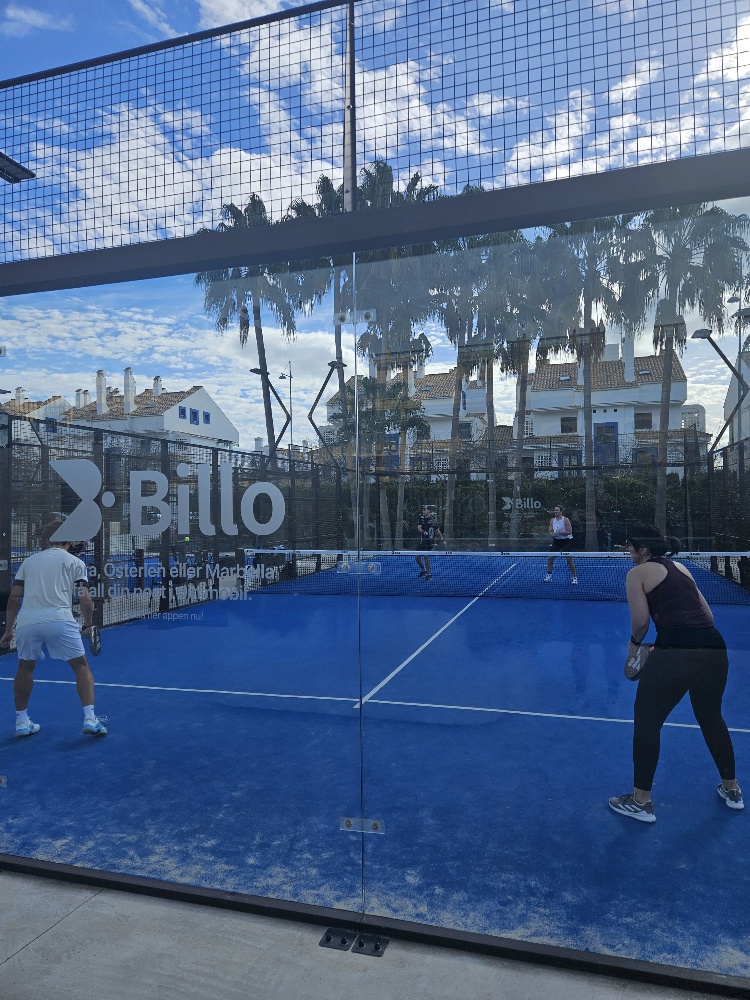 Perfecte padelcourts met uitzicht